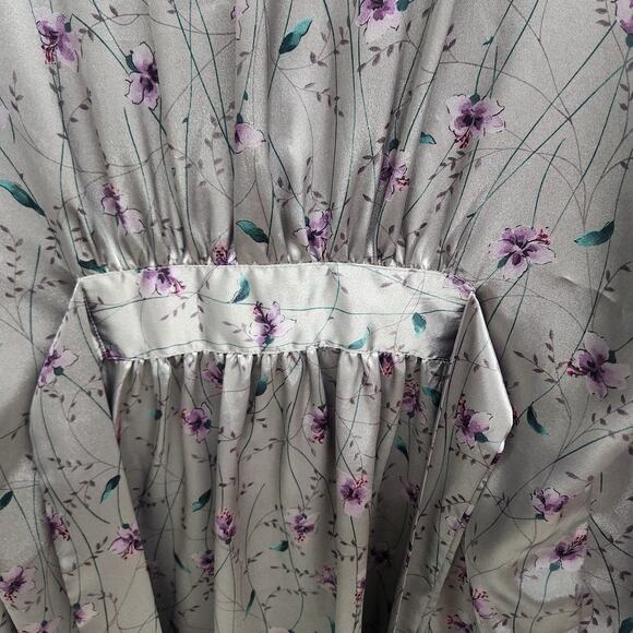 Victoria's Secret Belted Floral Satin Kimono Robe One Size Pockets - Picture 7 of 9